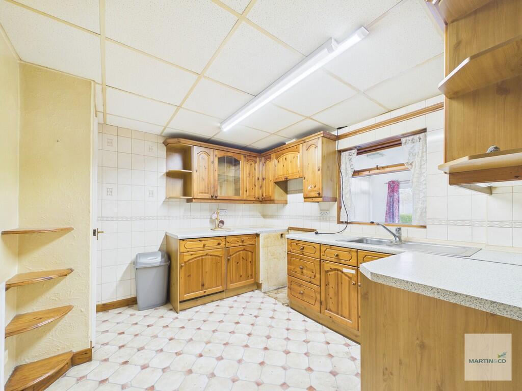 House in Nottingham, Beeston - View 4