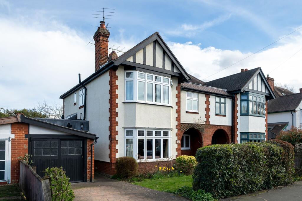 Main image of property: Hurst Park Avenue, Cambridge, CB4