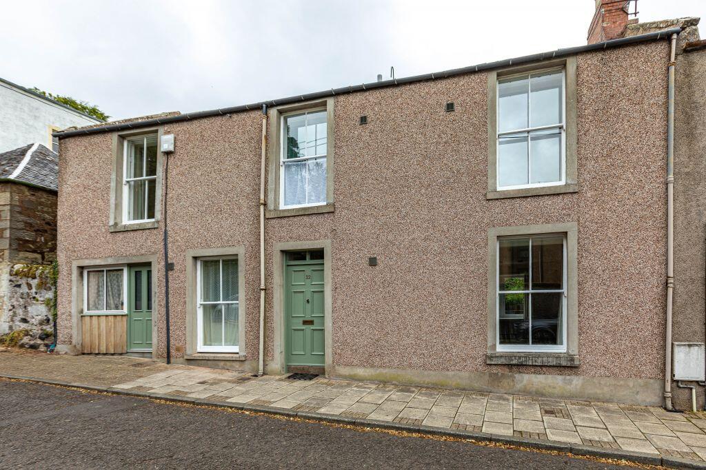 Main image of property: 22 Gourlays Wynd, Duns, TD11 3AZ