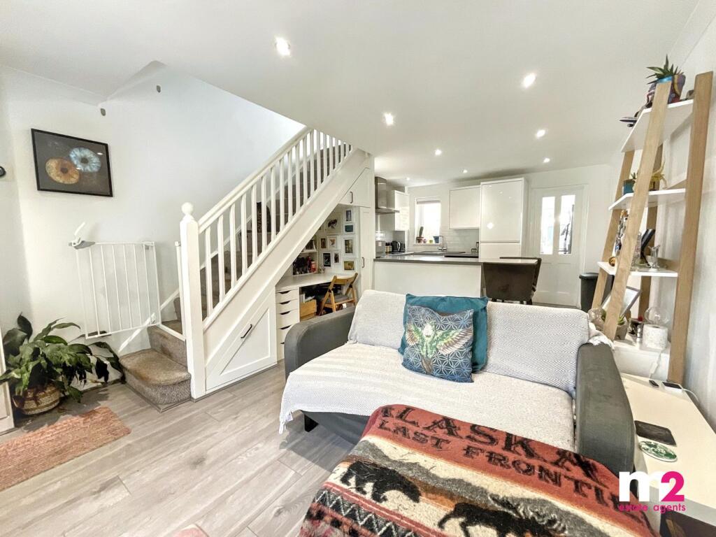 House in Newport - View 5