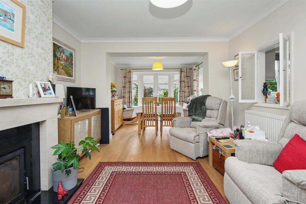 NN14 Sackville Street, Thrapston photo 4