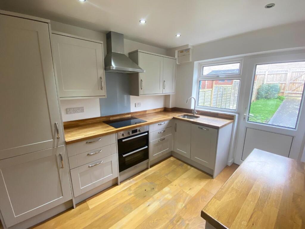 House in Taunton - View 5