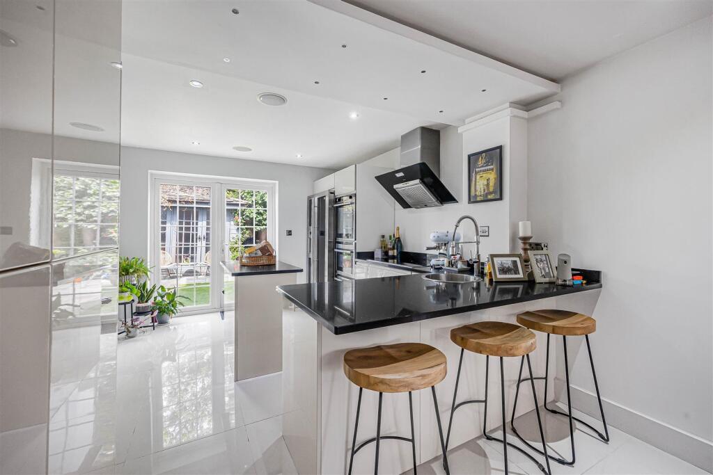 House in Reading - View 5