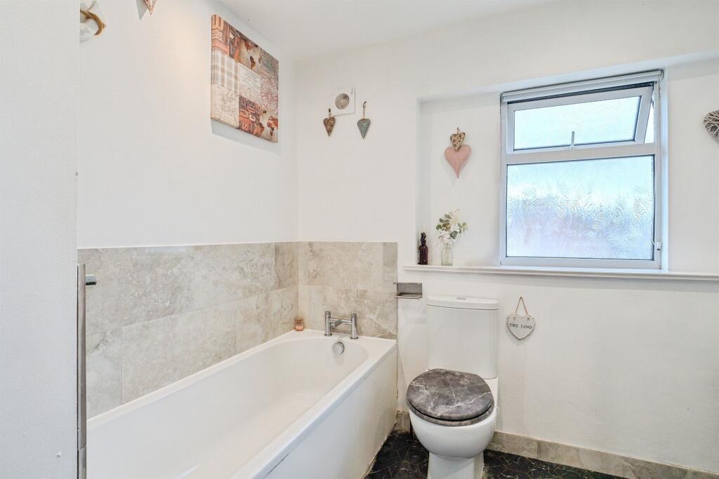 House in Blaby, Braunstone - View 5