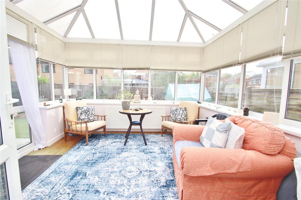 House in Verwood, Dorset - View 4