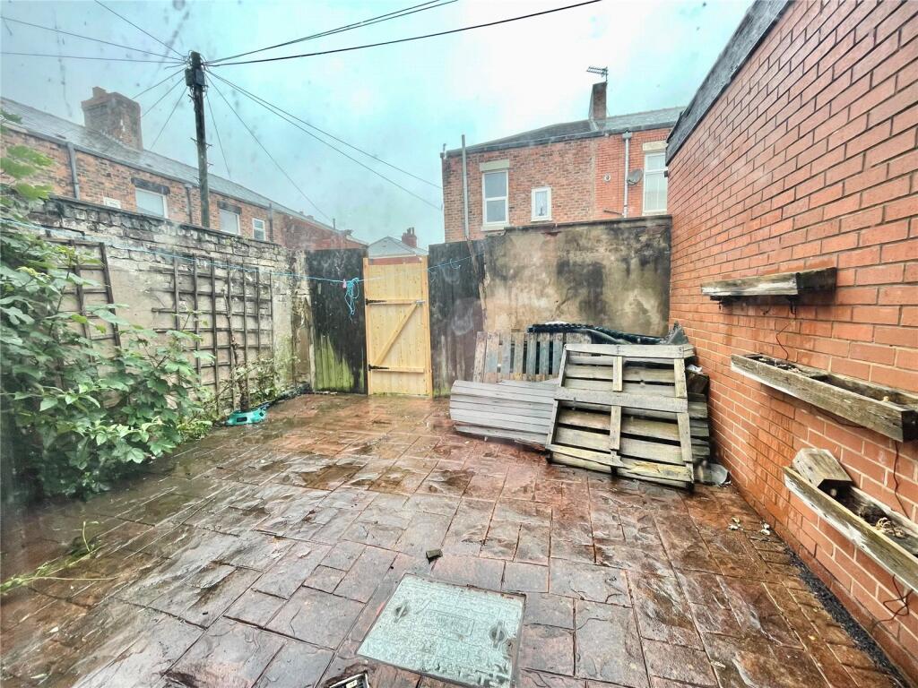 St. Davids Road, Preston, Lancashire, PR1 - View 5