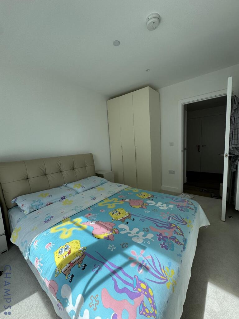 Apartment in London - More