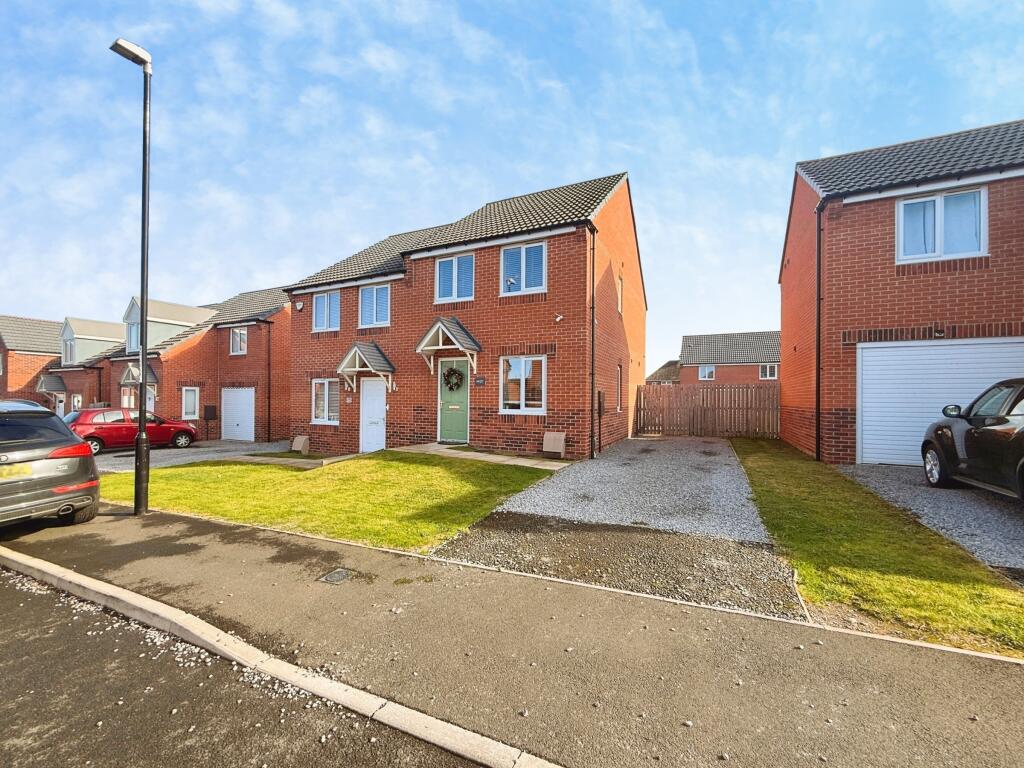3-bed semi-detached on Flodden Road, Sunderland, SR4 0BS, £160,000