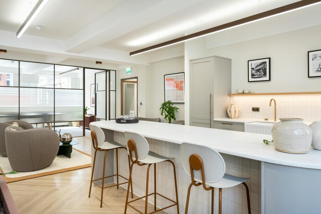 28DoverSt-22-2ndflr.jpg