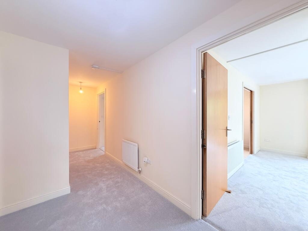 Flat 8 27, Mcdonald Crescent, Falkirk, FK2 9FN photo 3