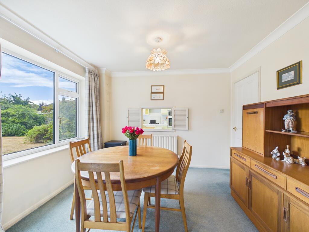 House in Horsham, West Sussex - View 4