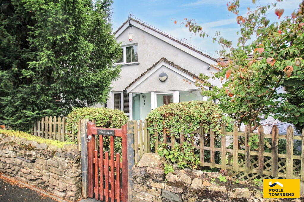 3-bed semi-detached on Langdale Crest, Storth, Milnthorpe, LA7 7JG, £350,000