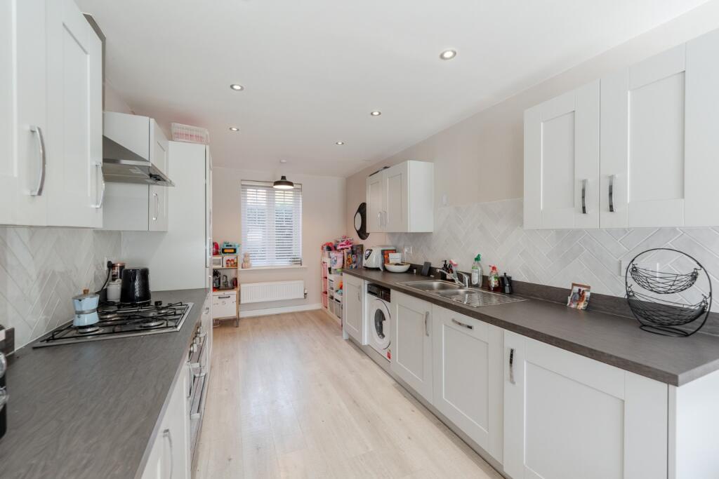 Griffin Road, Brampton, Cambridgeshire, PE28 4QP photo 4