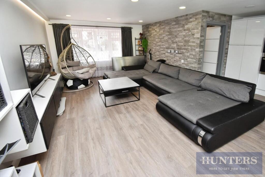 Main image of property: Dorset Avenue, Wigston