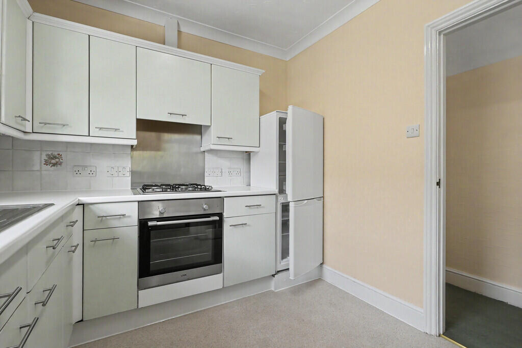 Apartment in Bournemouth - View 5