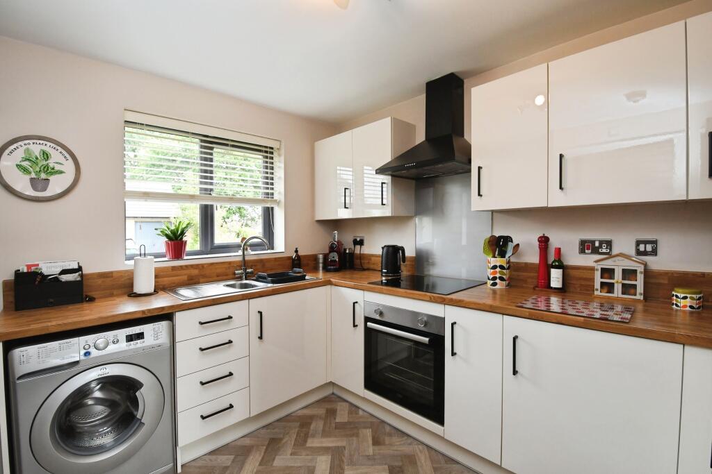 House in Lincoln, Lincolnshire - View 5