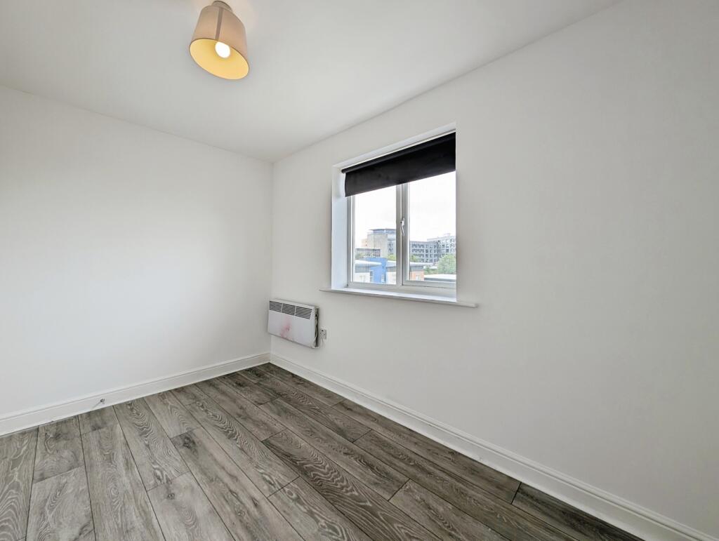 Apartment in Newcastle upon Tyne, Tyne and Wear - View 5