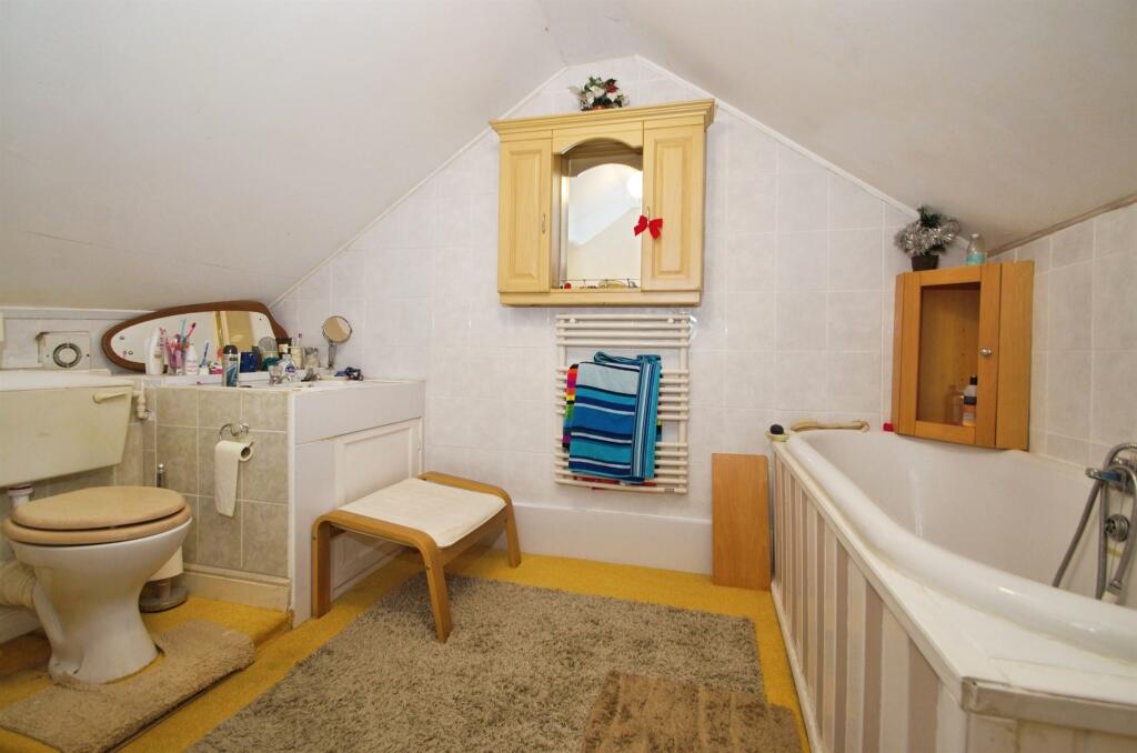 House in Newport, Cwm - View 4