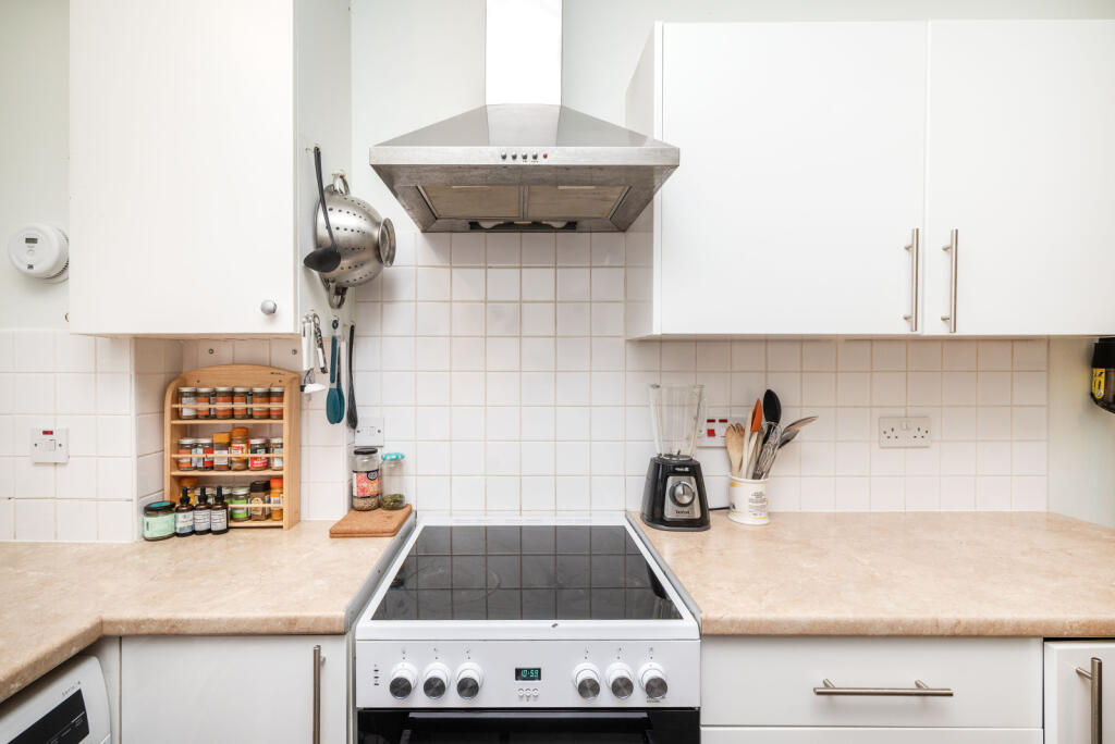 Apartment in London, St. John's Wood - More