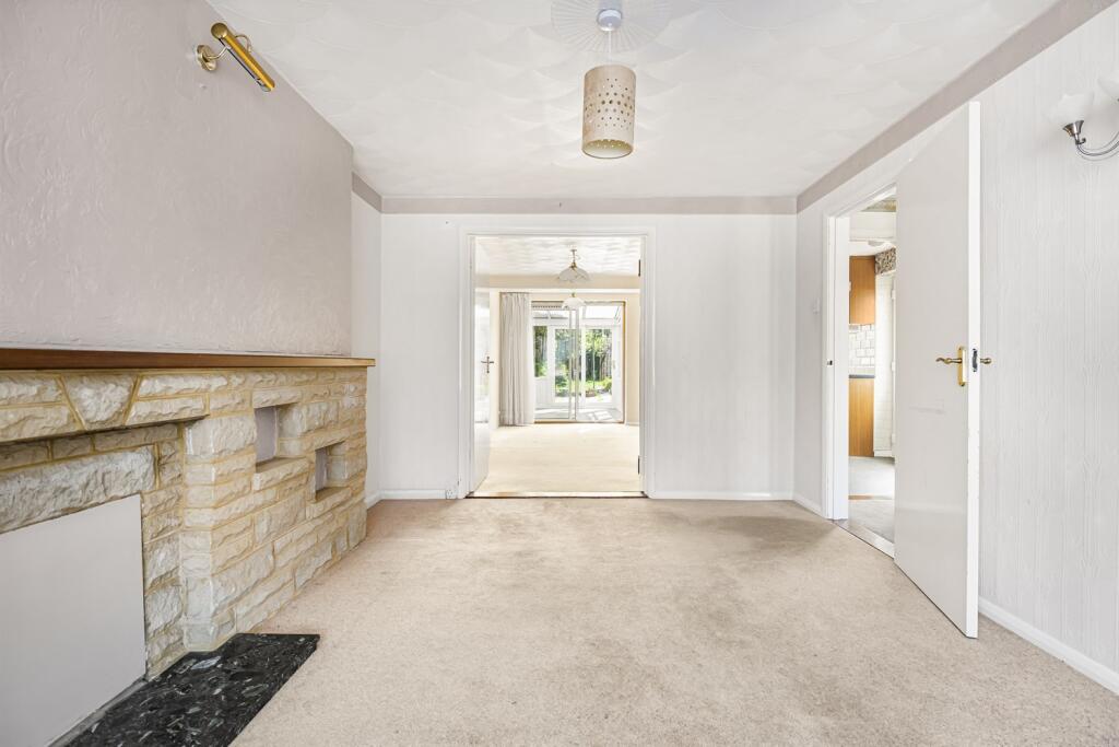Montague Street, Caversham, Reading photo 2