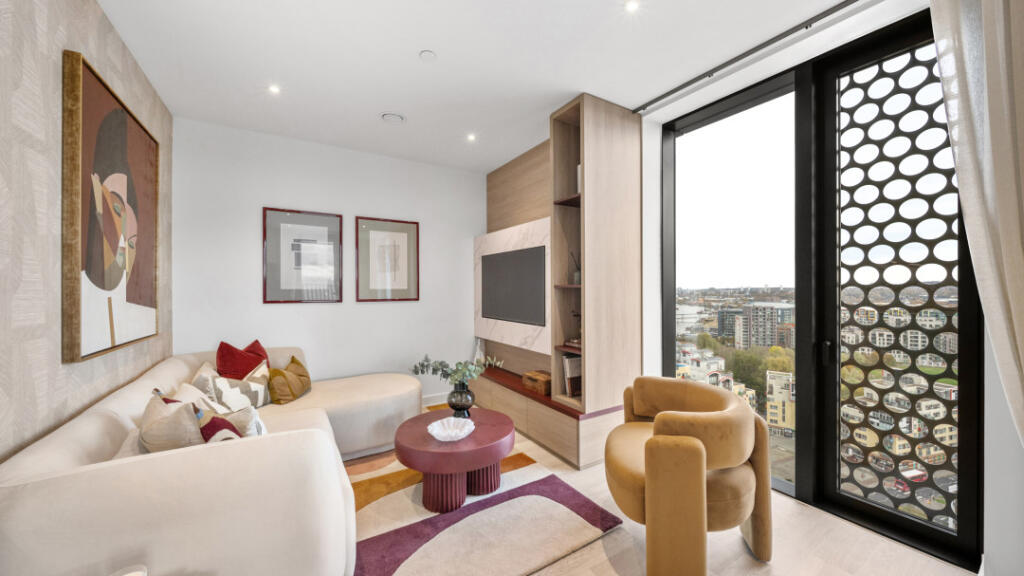 Main image of property: West Parkside,
London,
SE10 0JT