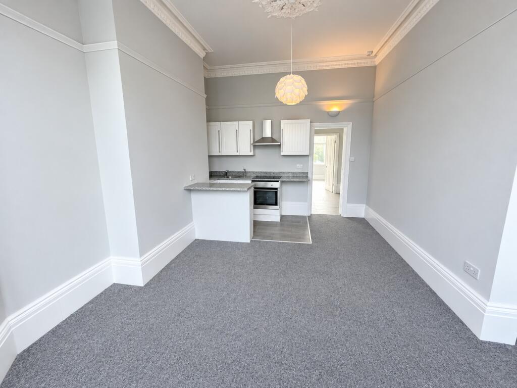 Apartment in St Leonards-on-Sea, St Leonards Green - View 5