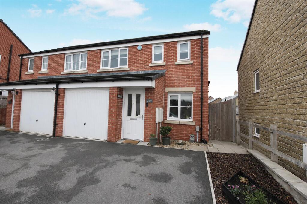 Main image of property: Daisy Bank Drive, Micklefield, Leeds