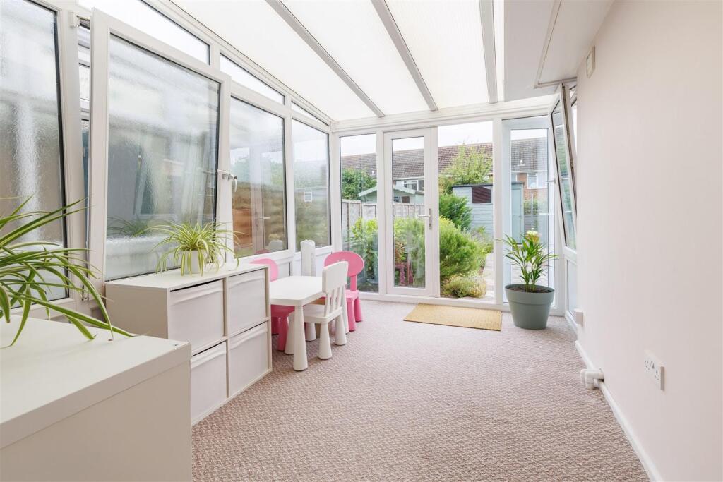 House in Epping Forest, North Weald - View 4