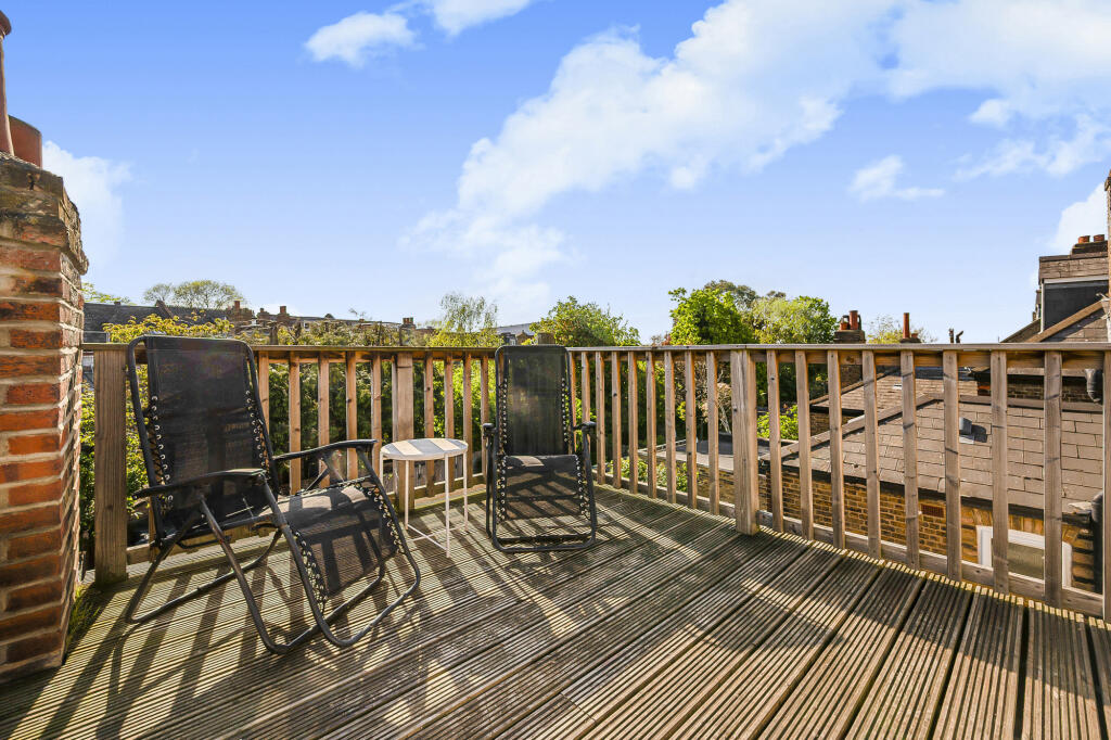 Lordship Lane, London, SE22 photo 3