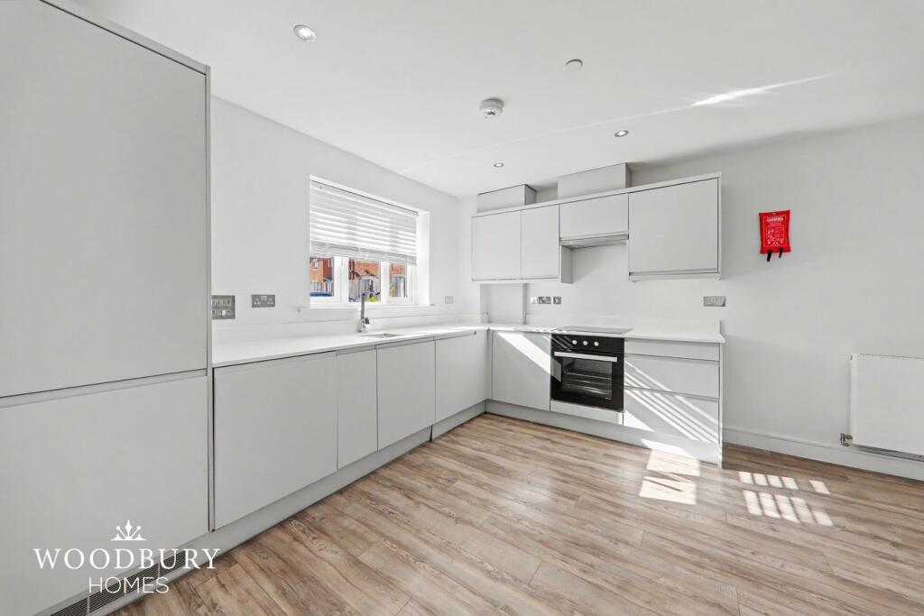 Apartment in Epping Forest, Loughton - View 3