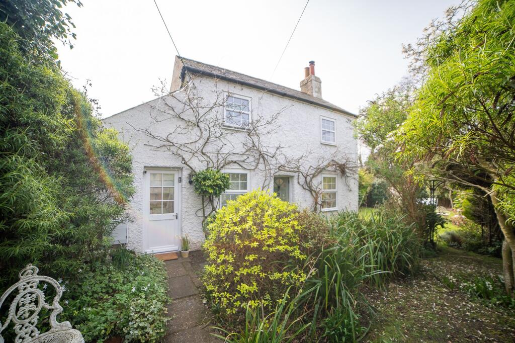 Main image of property: Ash, Canterbury, CT3