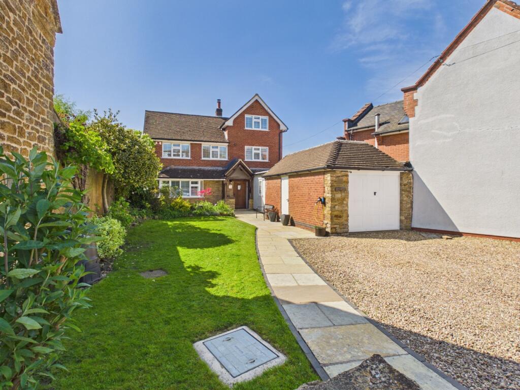 Main image of property: Manor Road Kilsby, Kilsby, Rugby, Warwickshire, CV23