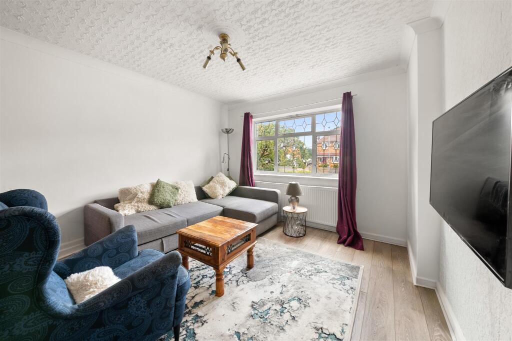 House in Southall - View 4