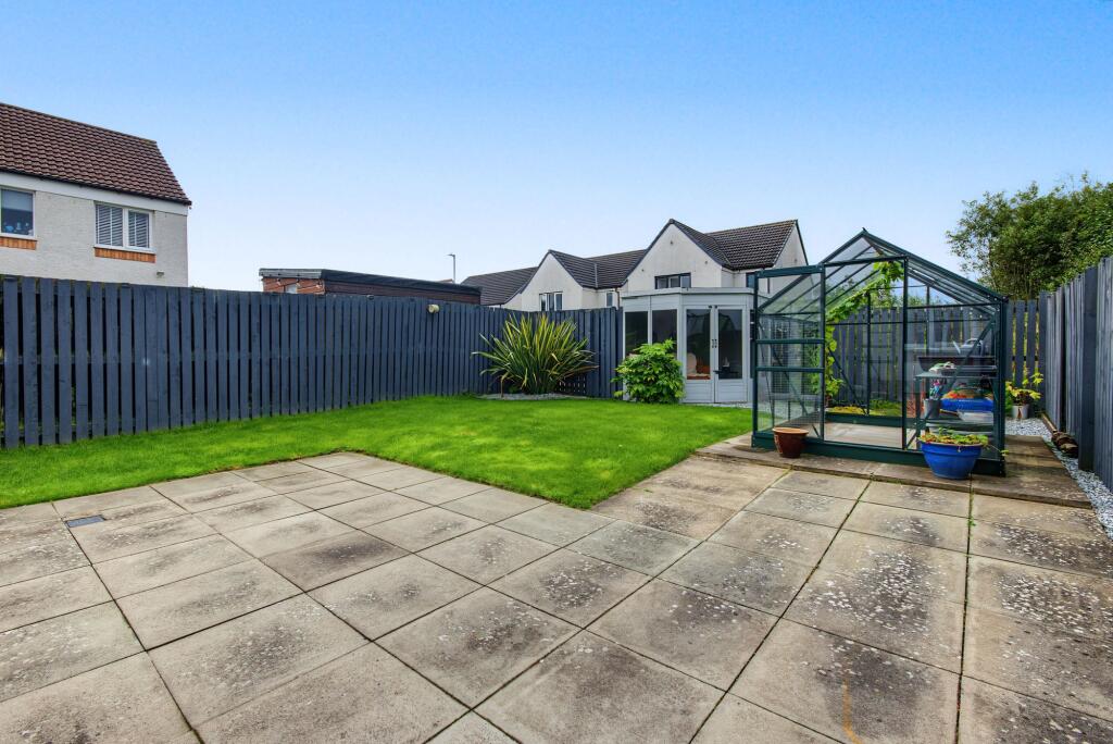 21 Ladyacre Grove, Irvine, KA11 2FT photo 4