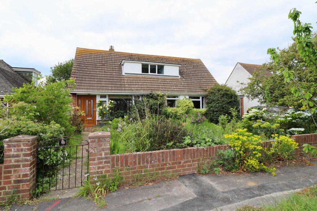 Main image of property: St Thomas Avenue, Hayling Island