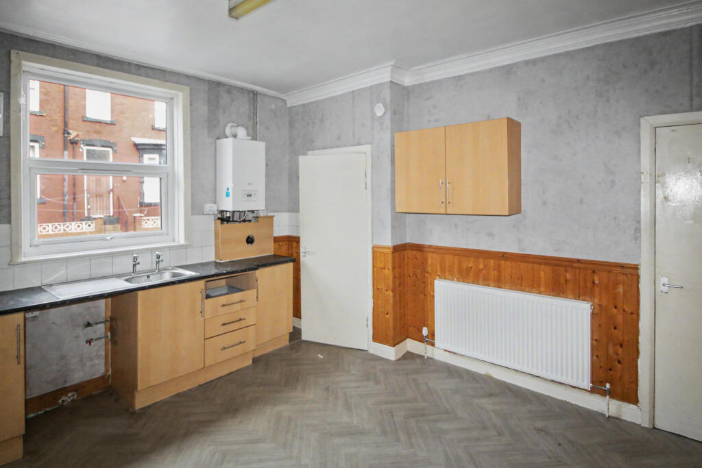 House in Leeds - View 2