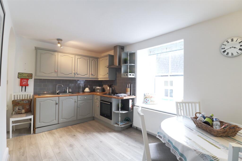 78, Fore Street, Ilfracombe, EX34 photo 4