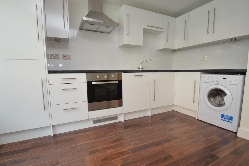 Apartment in Reading - View 2