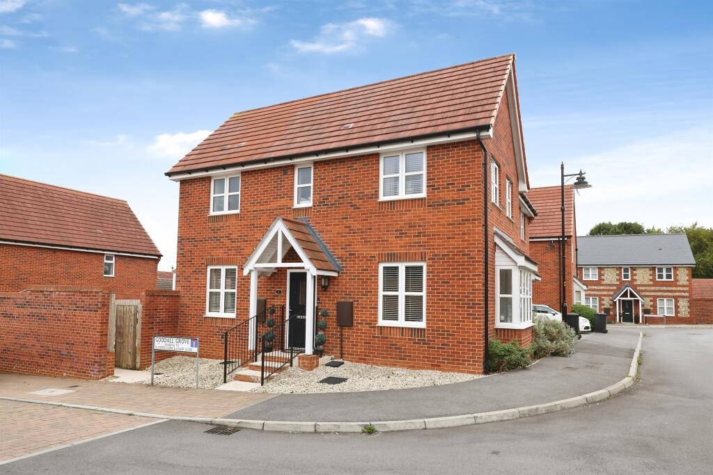 House in Salisbury - View 2