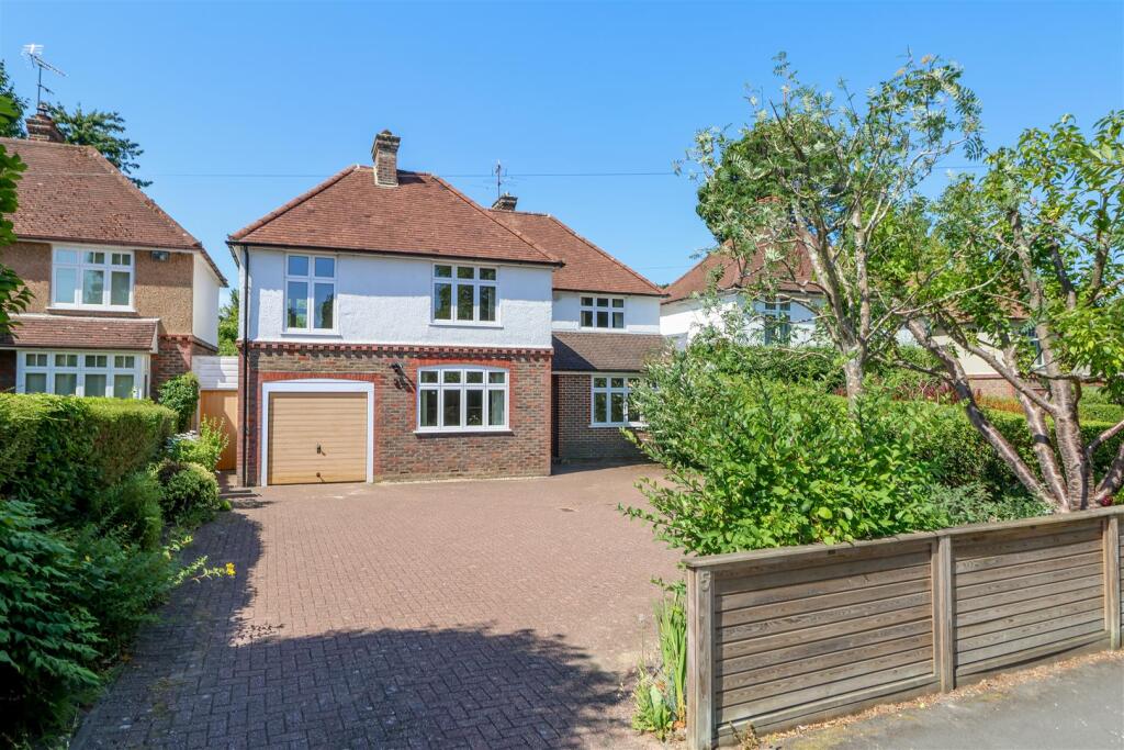Main image of property: Ashleigh Road, Horsham