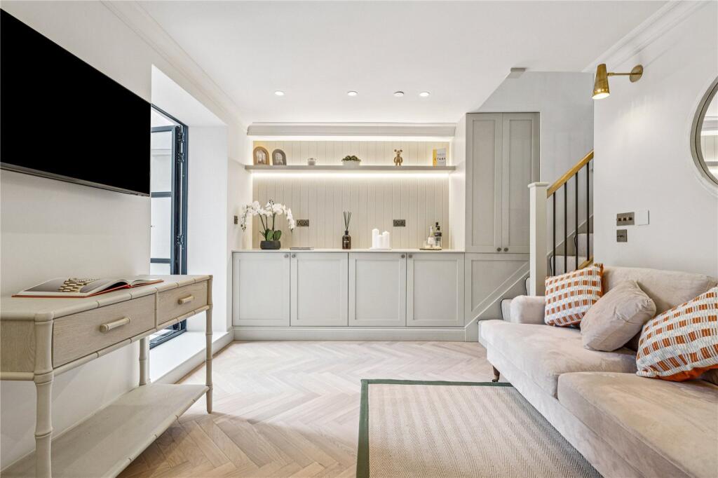 Main image of property: Battersea Park Road, SW11