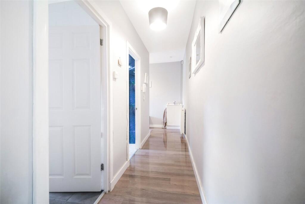 Apartment in Glasgow - View 5