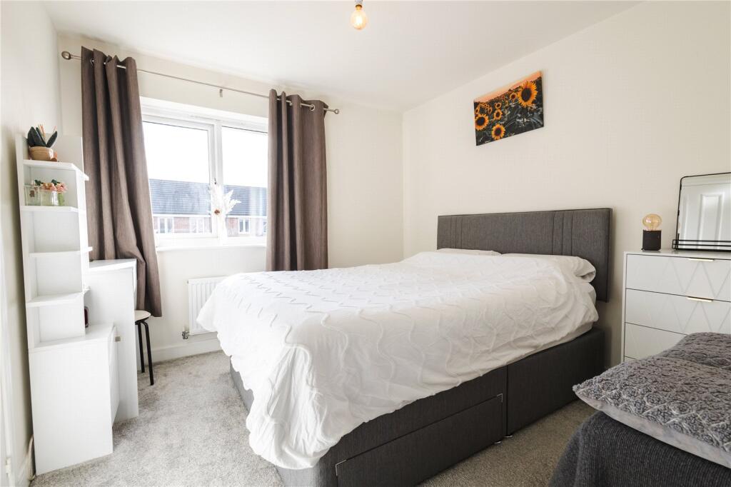 Watts Drive, Shifnal, Telford, Shropshire, TF11 photo 4