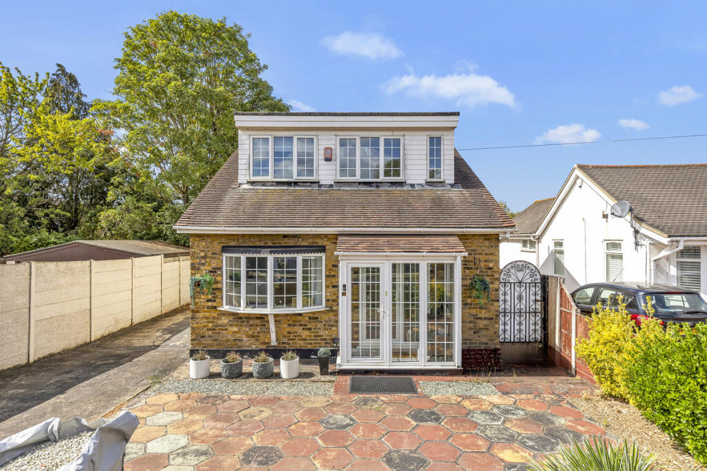 Main image of property: Bellevue Road, Collier Row, RM5