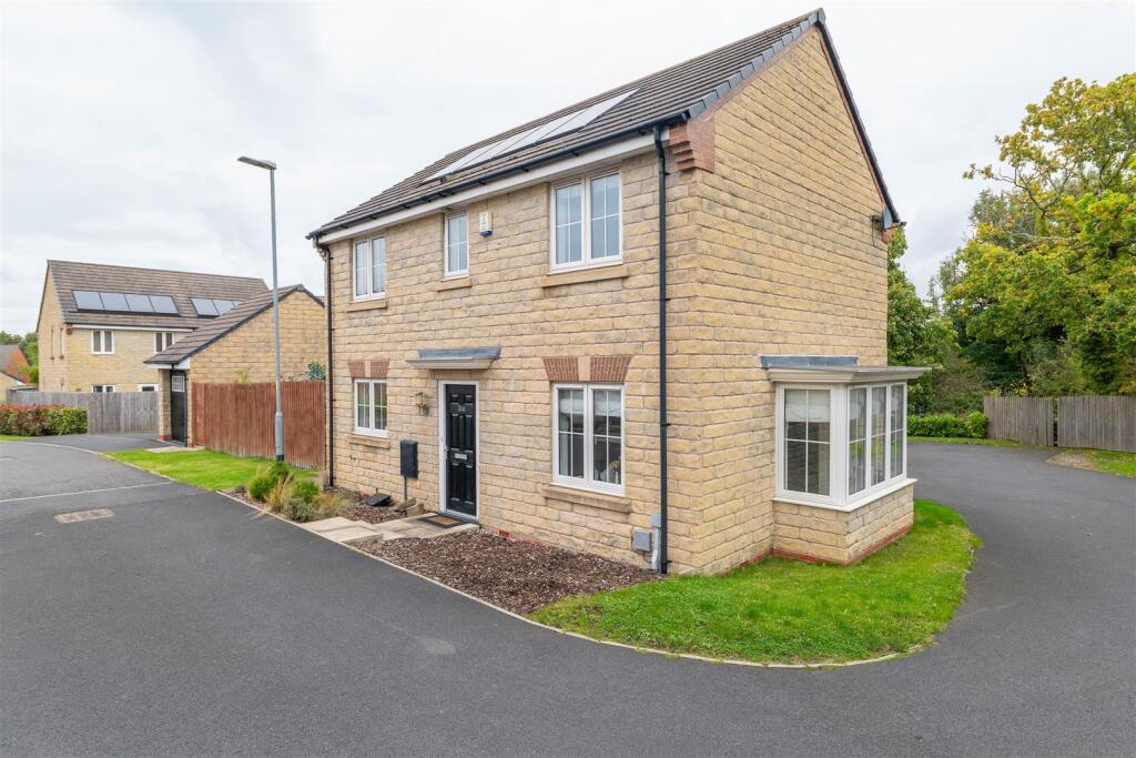 Main image of property: Oak Leaf Drive, Bamber Bridge, Preston
