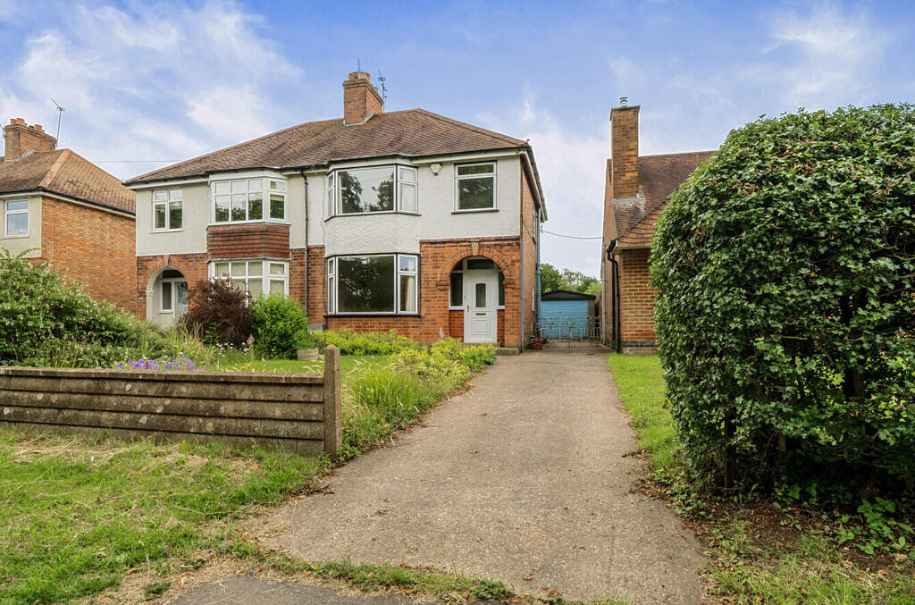 Main image of property: Rugby Road, Clifton Upon Dunsmore