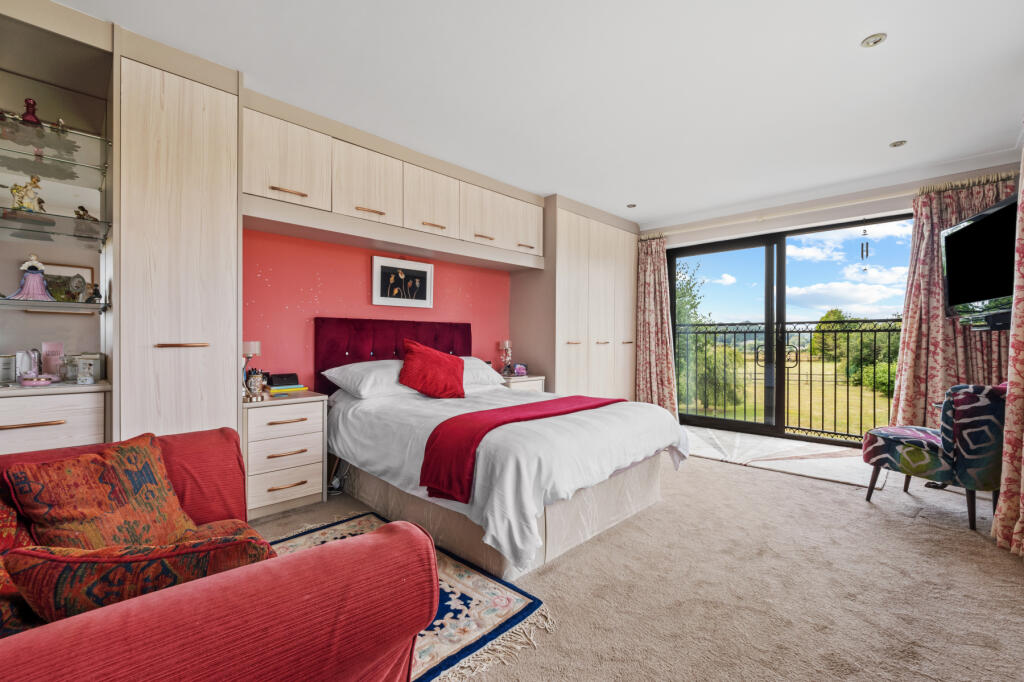 House in Bridport, Dorset - View 2