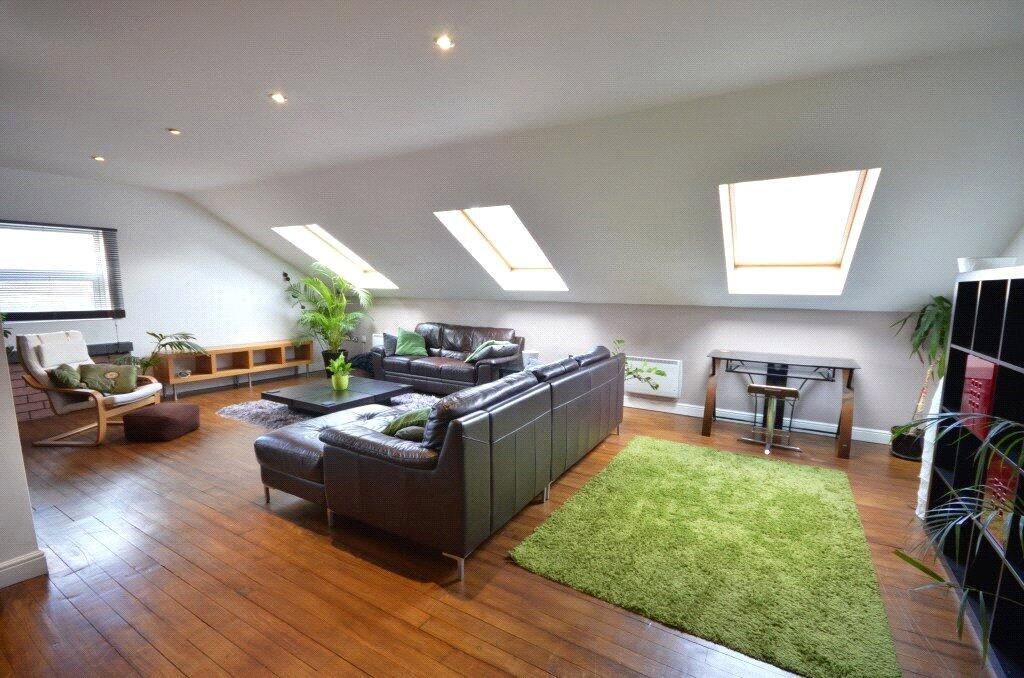 Apartment in Manchester - View 3