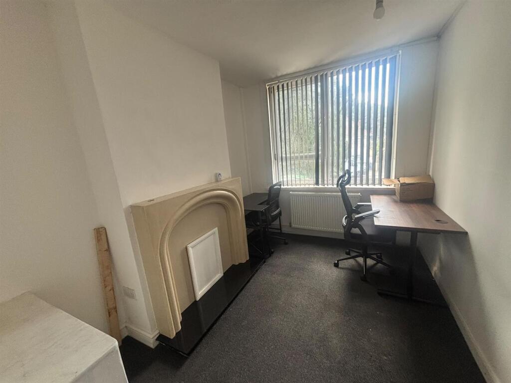 Marsh Lane, West Bromwich photo 4