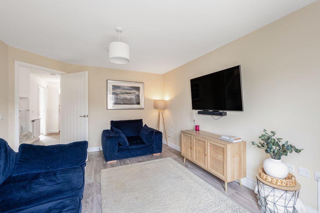 House in Penicuik, Mauricewood - View 3